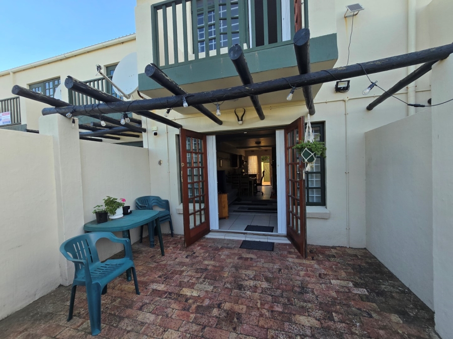 2 Bedroom Property for Sale in West Beach Eastern Cape